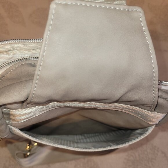 Petunia Pickle Bottom Handbags - Petunia Pickle Bottom Sling Bag